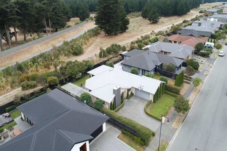 Photo of property in 28 Reka Street, Parklands, Christchurch, 8083