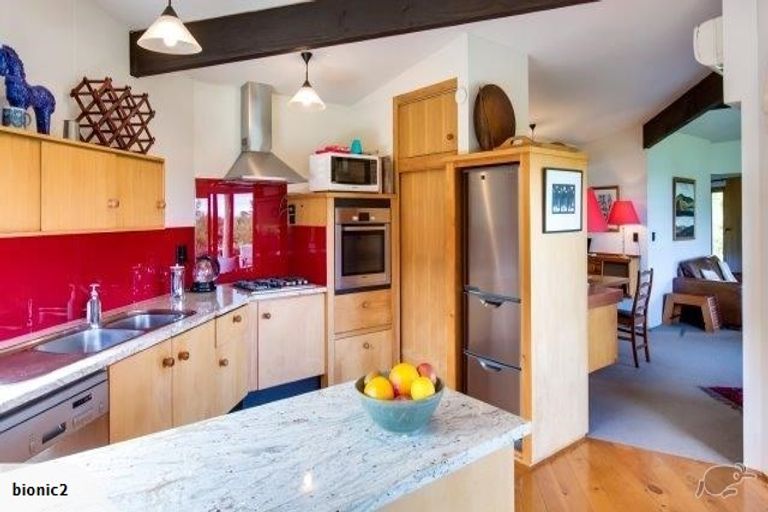 Photo of property in 58 Miller Road, Havelock North, 4130