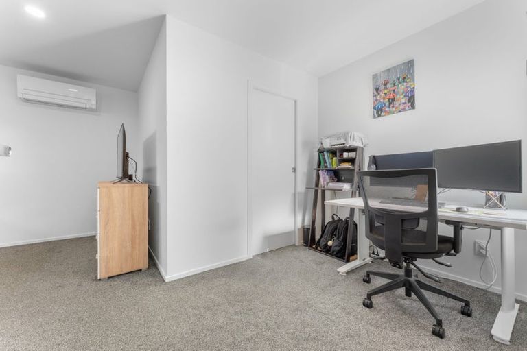 Photo of property in 7 Tapuwae Way, Mangere Bridge, Auckland, 2022