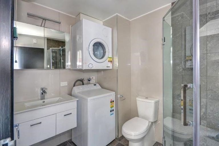 Photo of property in 9/5 Jetty Street, Dunedin Central, Dunedin, 9016