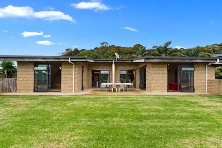 Photo of property in 7 Valencia Place, Matapouri, Whangarei, 0173