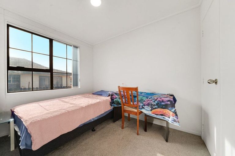 Photo of property in 2/86 Palmers Road, Clendon Park, Auckland, 2103