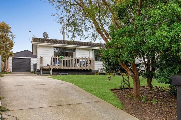 Photo of property in 24 Fergusson Street, Marton, 4710