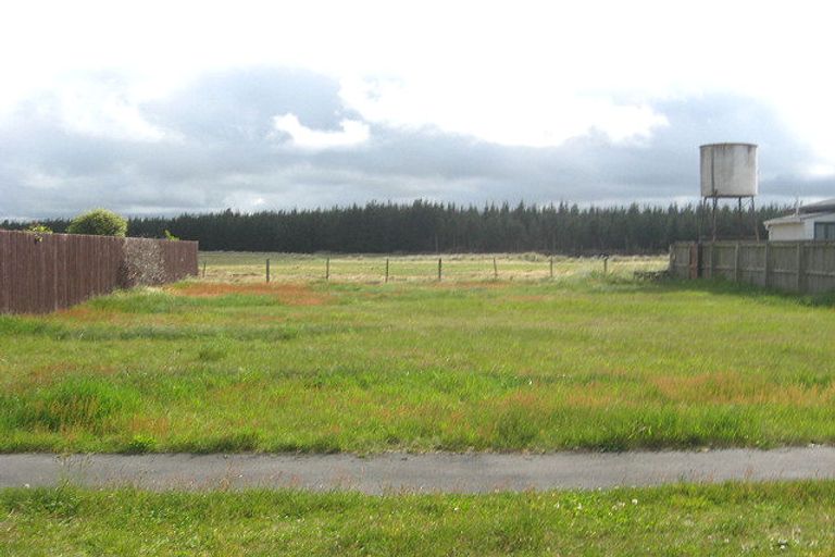 Photo of property in 122 Kings Road, Leithfield, 7481