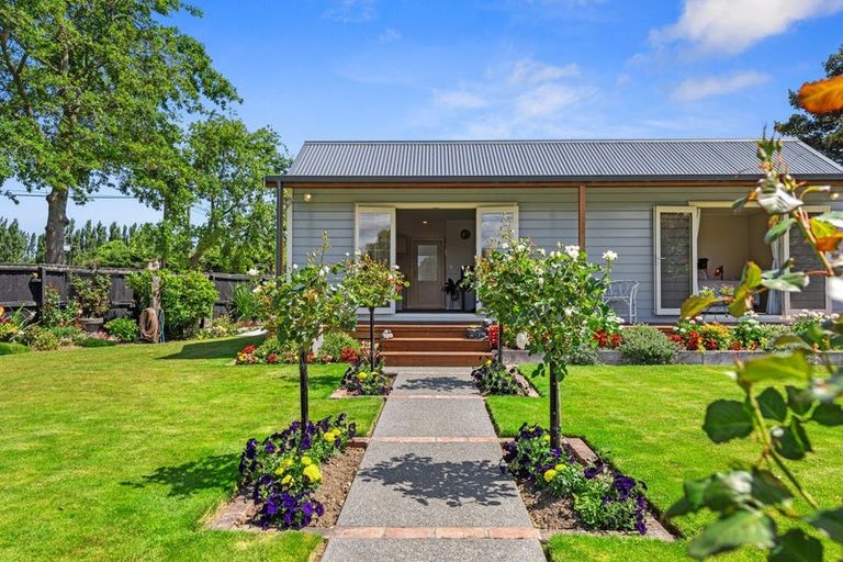 Photo of property in 37 Broad Street, Southbridge, 7602