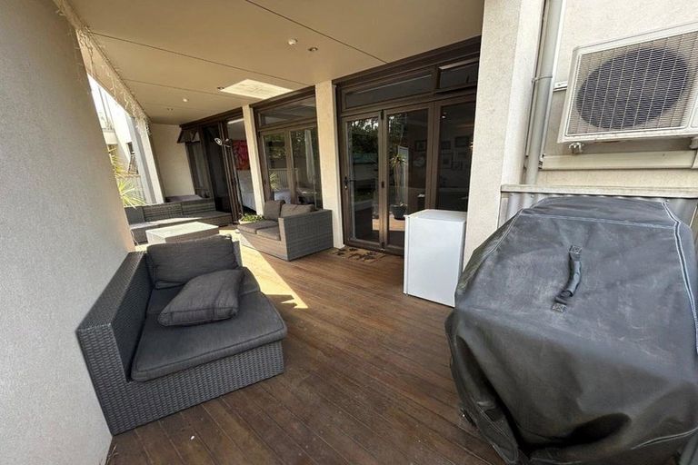 Photo of property in Vivaldi Apartments, 8/48 Marine Parade, Mount Maunganui, 3116