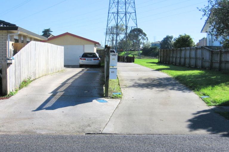 Photo of property in 43a Edgewater Drive, Pakuranga, Auckland, 2010