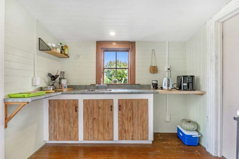 Photo of property in 83 Orlando Street, Stratford, 4332