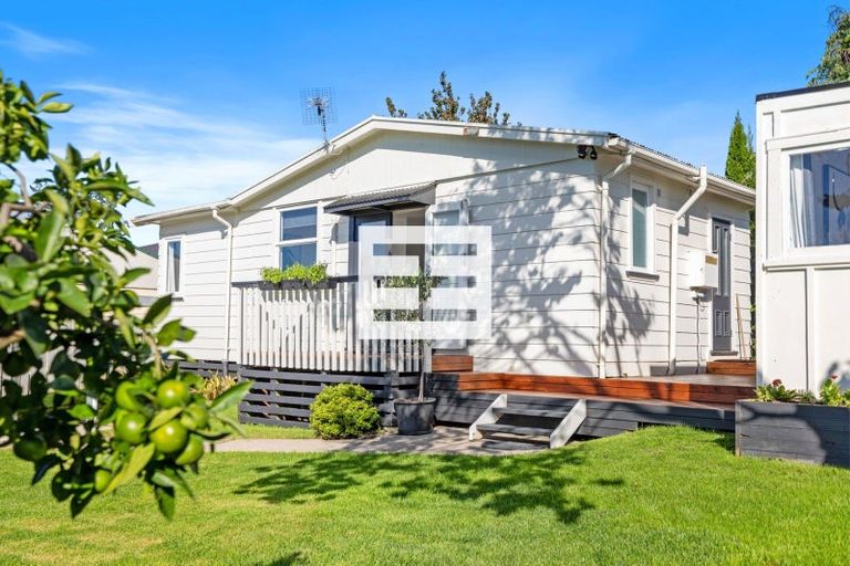 Photo of property in 20b Alverstoke Road, Parkvale, Tauranga, 3112