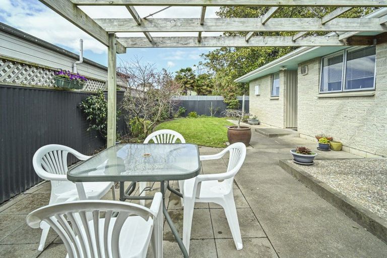 Photo of property in 220b Wolseley Street, Mayfair, Hastings, 4122