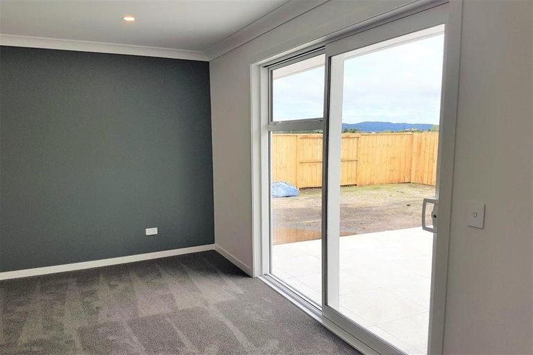 Photo of property in 89 Kaurinui Crescent, One Tree Point, 0118