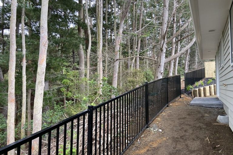 Photo of property in 5 Maraeariki Avenue, Orewa, 0931