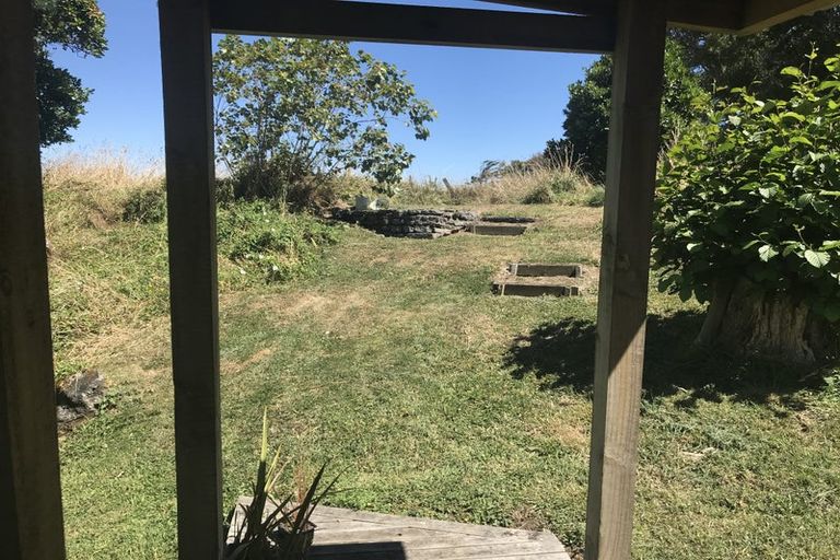 Photo of property in 8 Weka Street, Te Kiri, Opunake, 4682