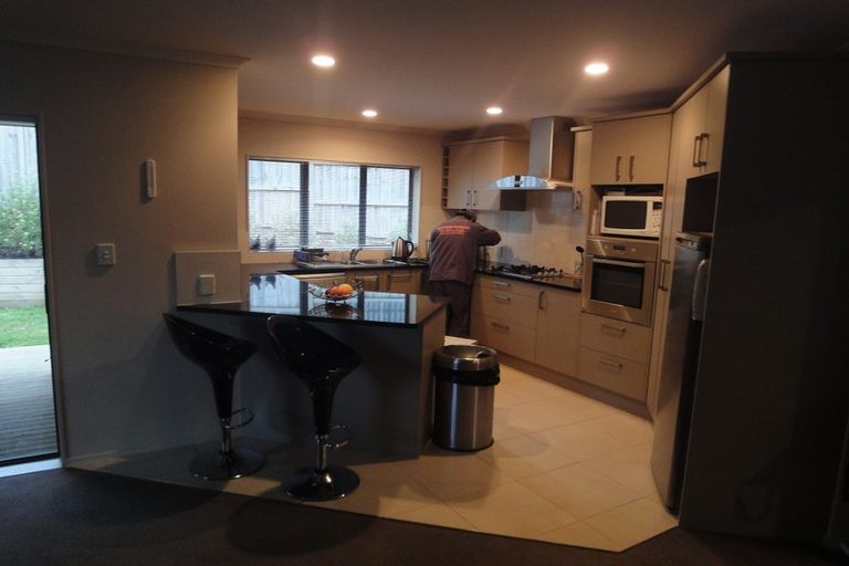 Photo of property in 7 Mazuran Place, Flat Bush, Auckland, 2016