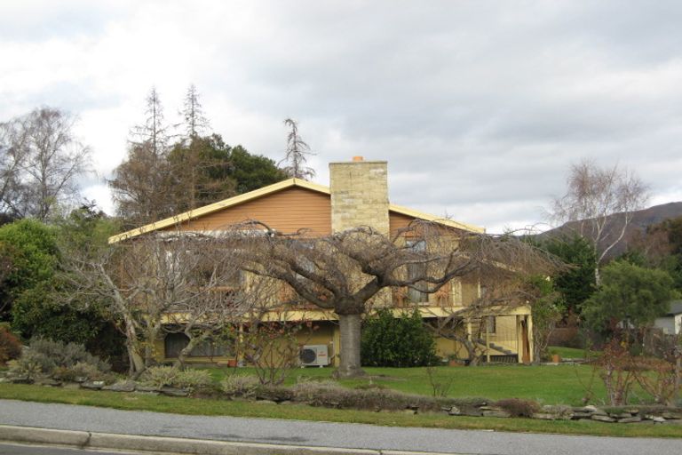 Photo of property in 8 Mackay Street, Wanaka, 9305
