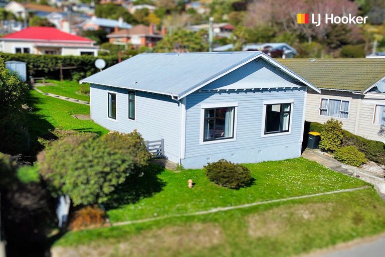 Photo of property in 81 Kaikorai Valley Road, Kaikorai, Dunedin, 9010