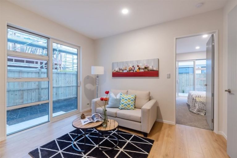 Photo of property in 12 Habitat Place, Hobsonville, Auckland, 0616