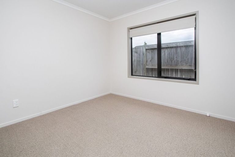 Photo of property in 5 Waltham Place, Rototuna North, Hamilton, 3210