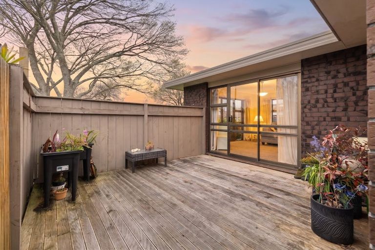 Photo of property in 33 Aintree Crescent, Awapuni, Palmerston North, 4412