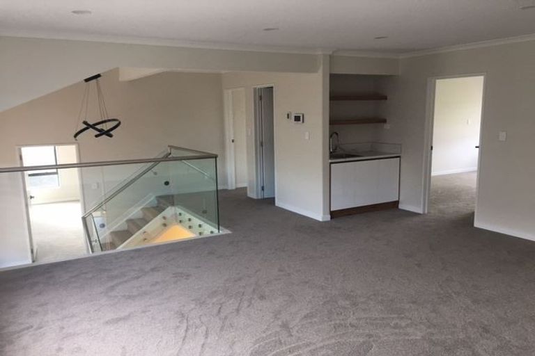 Photo of property in 30 Lime Hill Rise, Flat Bush, Auckland, 2019