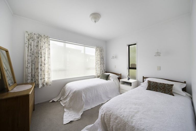 Photo of property in 2/108 Western Hills Drive, Kensington, Whangarei, 0112