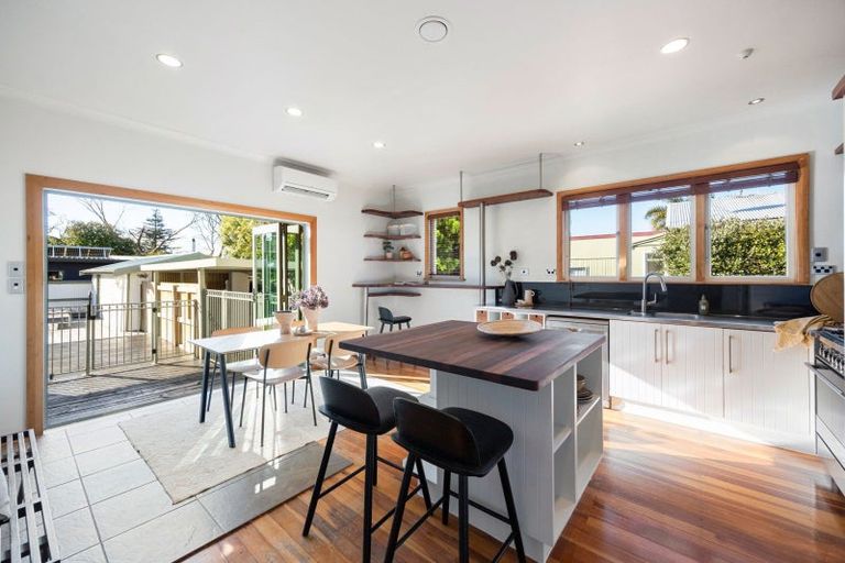 Photo of property in 37 Bettina Road, Fairfield, Hamilton, 3214
