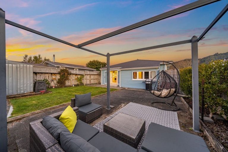 Photo of property in 36 Seddon Street, Wallaceville, Upper Hutt, 5018