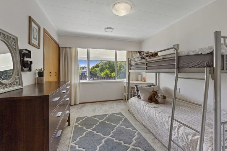 Photo of property in 67 Queens Road, Waikanae Beach, Waikanae, 5036