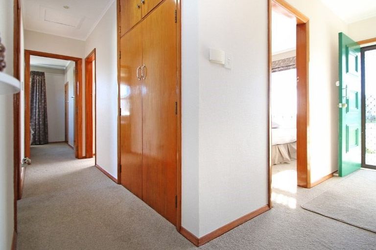 Photo of property in 52 Browning Street, Leamington, Cambridge, 3432