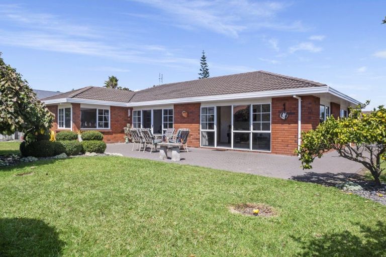 Photo of property in 44 Gardenia Drive, Mount Maunganui, 3116