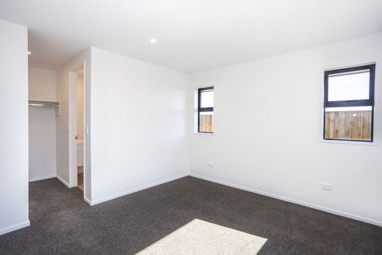 Photo of property in 30 Podocarp Drive, Halswell, 8025