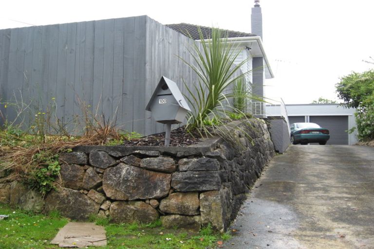 Photo of property in 100 Anzac Road, Morningside, Whangarei, 0110