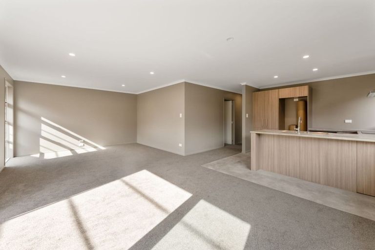 Photo of property in 36 Hills View Drive, Papamoa, 3118