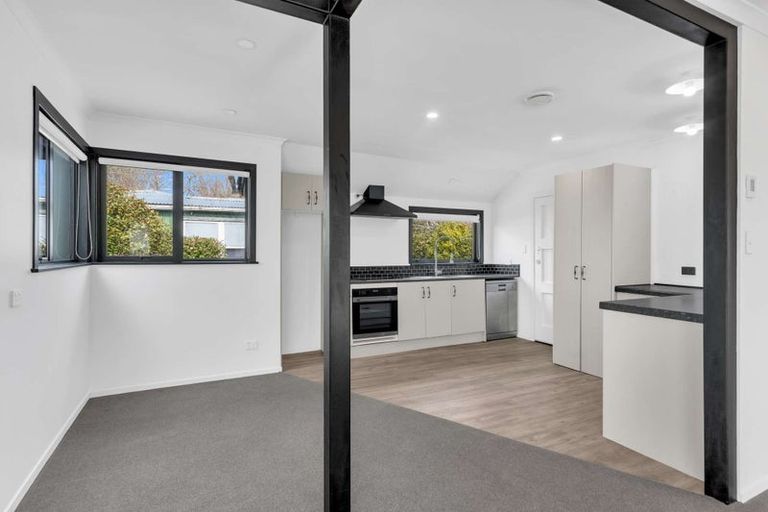 Photo of property in 9 Falstaff Street, Stratford, 4332