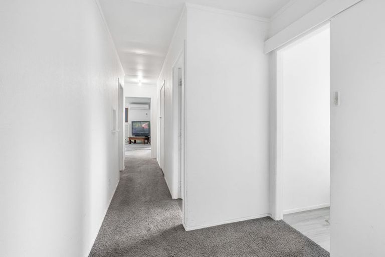 Photo of property in 86 Lindsay Road, Levin, 5510