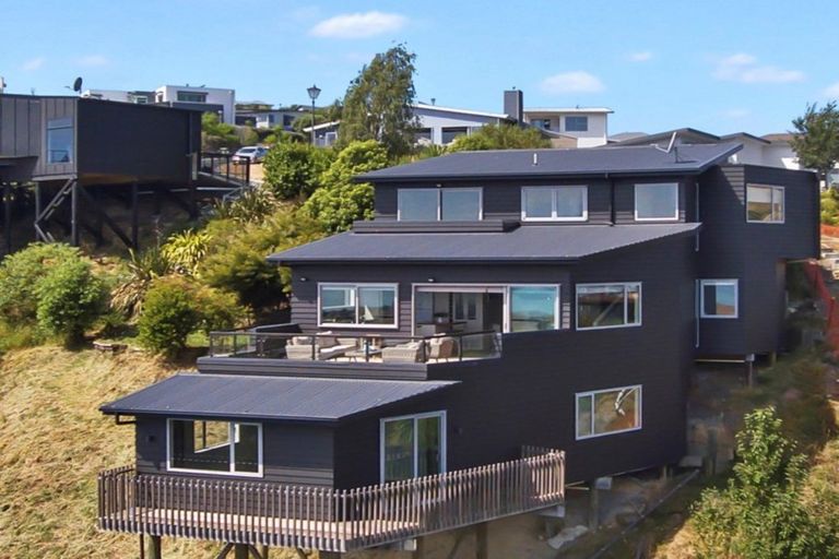 Photo of property in 15 Heemskerck Place, Britannia Heights, Nelson, 7010