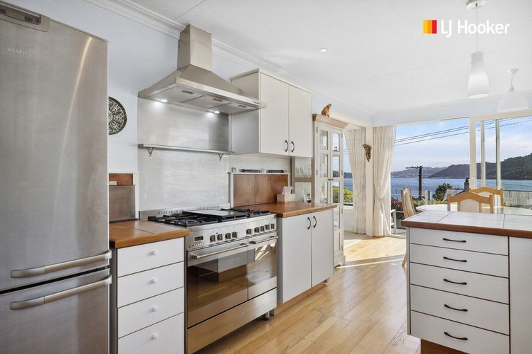 Photo of property in 10a Wharfdale Street, Macandrew Bay, Dunedin, 9014