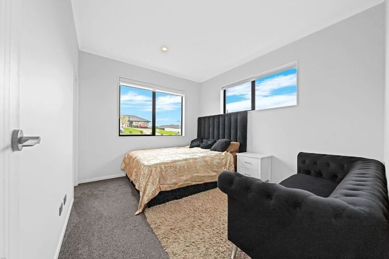 Photo of property in 155 Hitchen Road, Pokeno, 2402