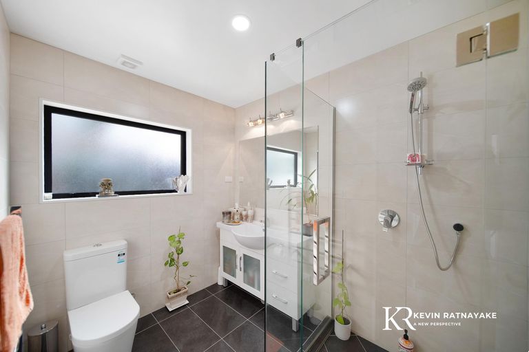 Photo of property in 5 Kereru Rise, Papakura, 2110