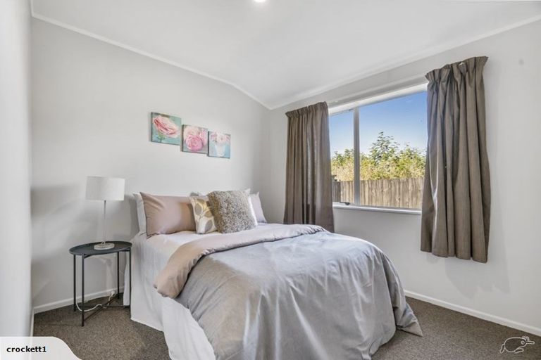 Photo of property in 15 Hocken Place, Mangere Bridge, Auckland, 2022