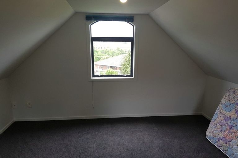 Photo of property in 1 Ridley Green, Churton Park, Wellington, 6037