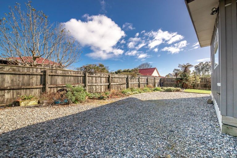 Photo of property in 28 Queen Street, Westport, 7825