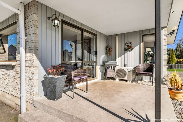 Photo of property in 1 Mathew Street, Dannevirke, 4930