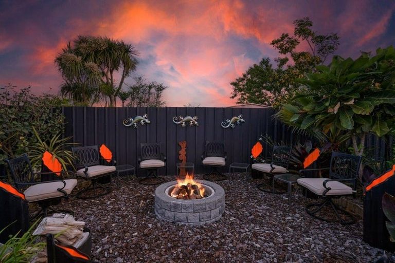 Photo of property in 27 Chums Road, Paraparaumu Beach, Paraparaumu, 5032