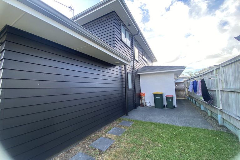 Photo of property in 4 Frank Newton Road, Swanson, Auckland, 0614