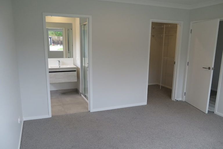 Photo of property in 16 Kahawai Place, Omokoroa, 3114