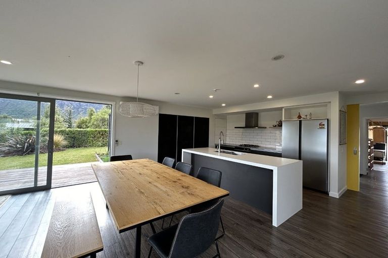 Photo of property in 3 Caithness Court, Jacks Point, Queenstown, 9371