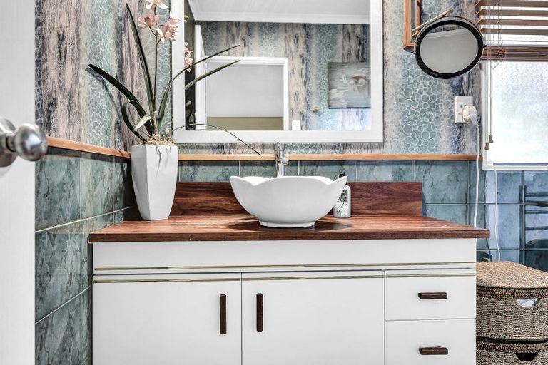 Photo of property in 26 Tironui Terrace, Western Heights, Hamilton, 3200