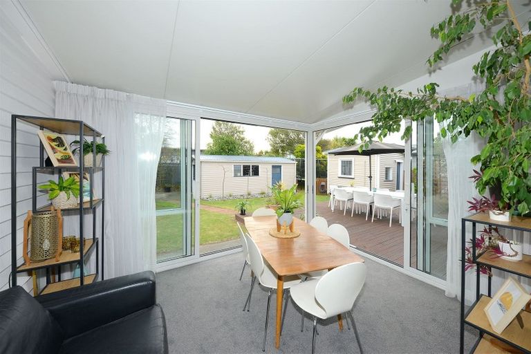 Photo of property in 45 Taupata Street, Redcliffs, Christchurch, 8081