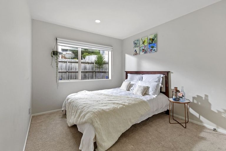 Photo of property in 30c Schnapper Rock Road, Schnapper Rock, Auckland, 0632